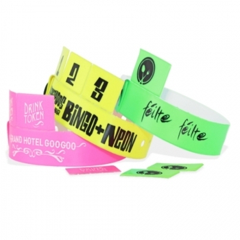 Bracelets en vinyle personnalisés avec 3 onglets détachables